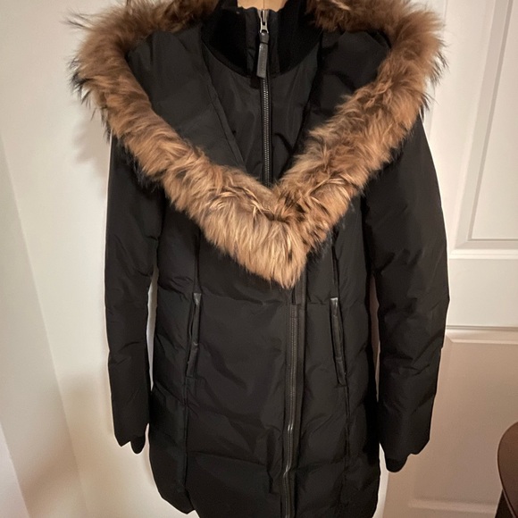 Mackage KAY-C 3/4 length down coat with Coyote FurWomen's Black Fur-Trimmed Coat